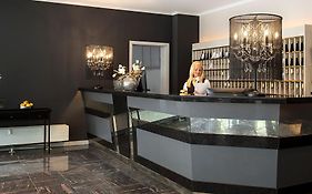 Victor's Residenz-hotel 3*